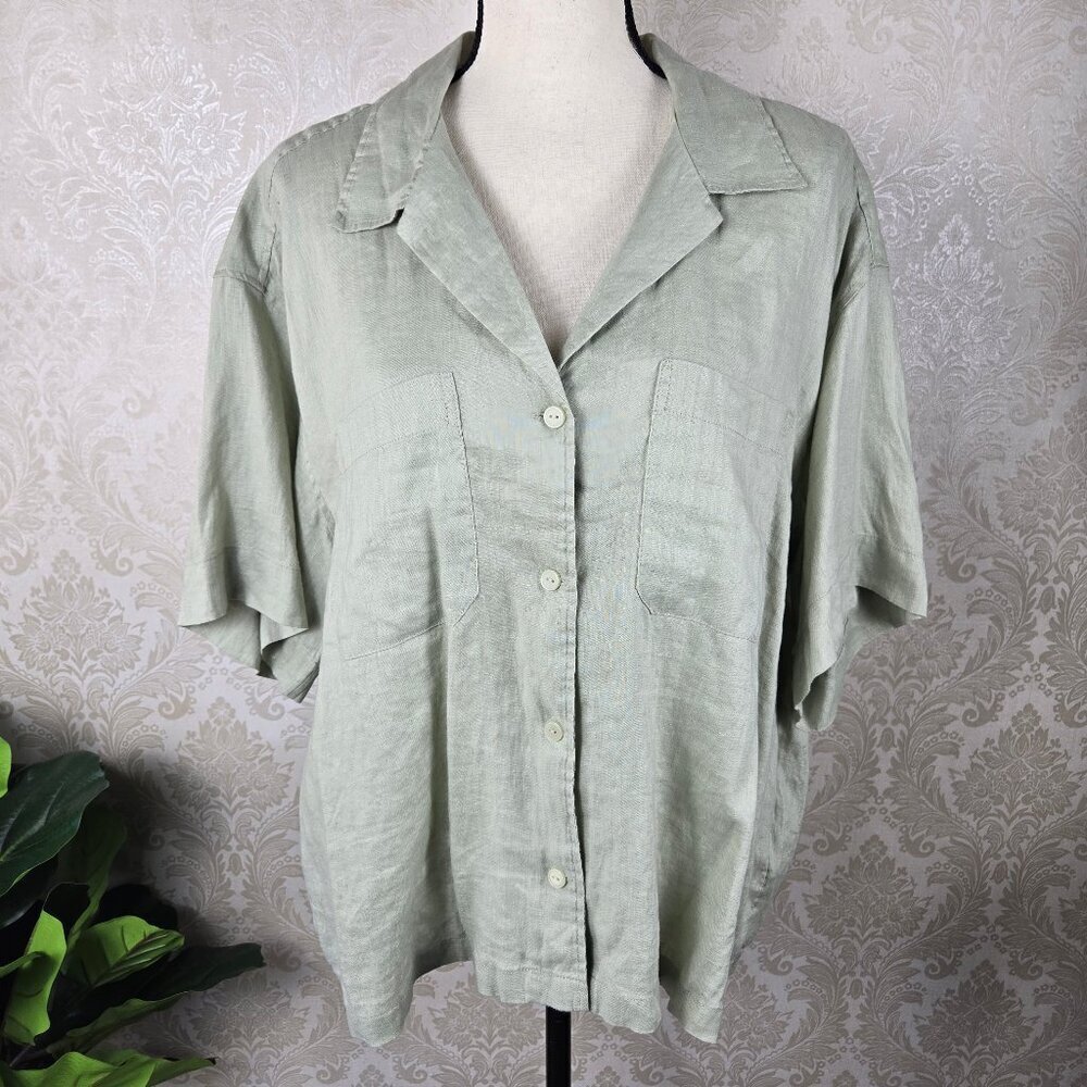 H & M Size Large 100% Linen Sage Green Button Up Shirt Boxy Fit Short Sleeve